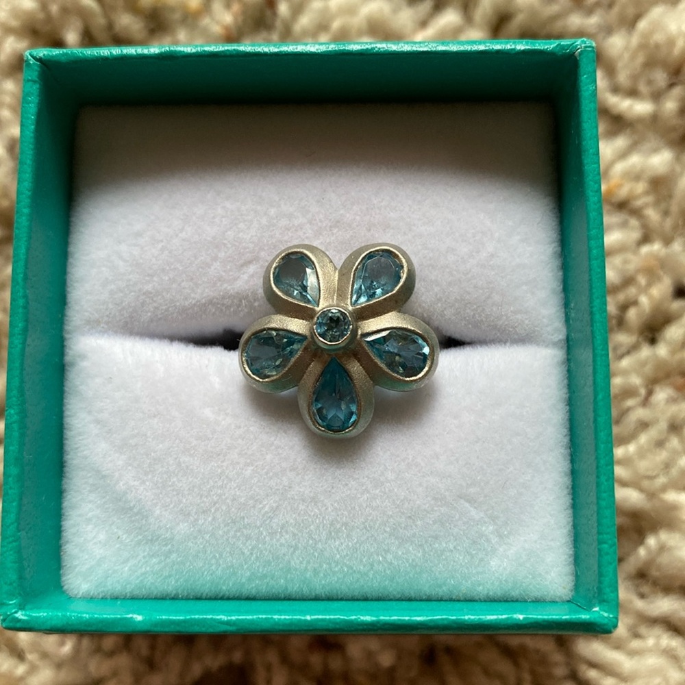EFFY blue topaz ring daisy / flower 7